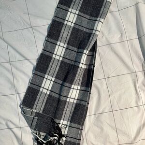 Gray White Plaid Scarf Medium